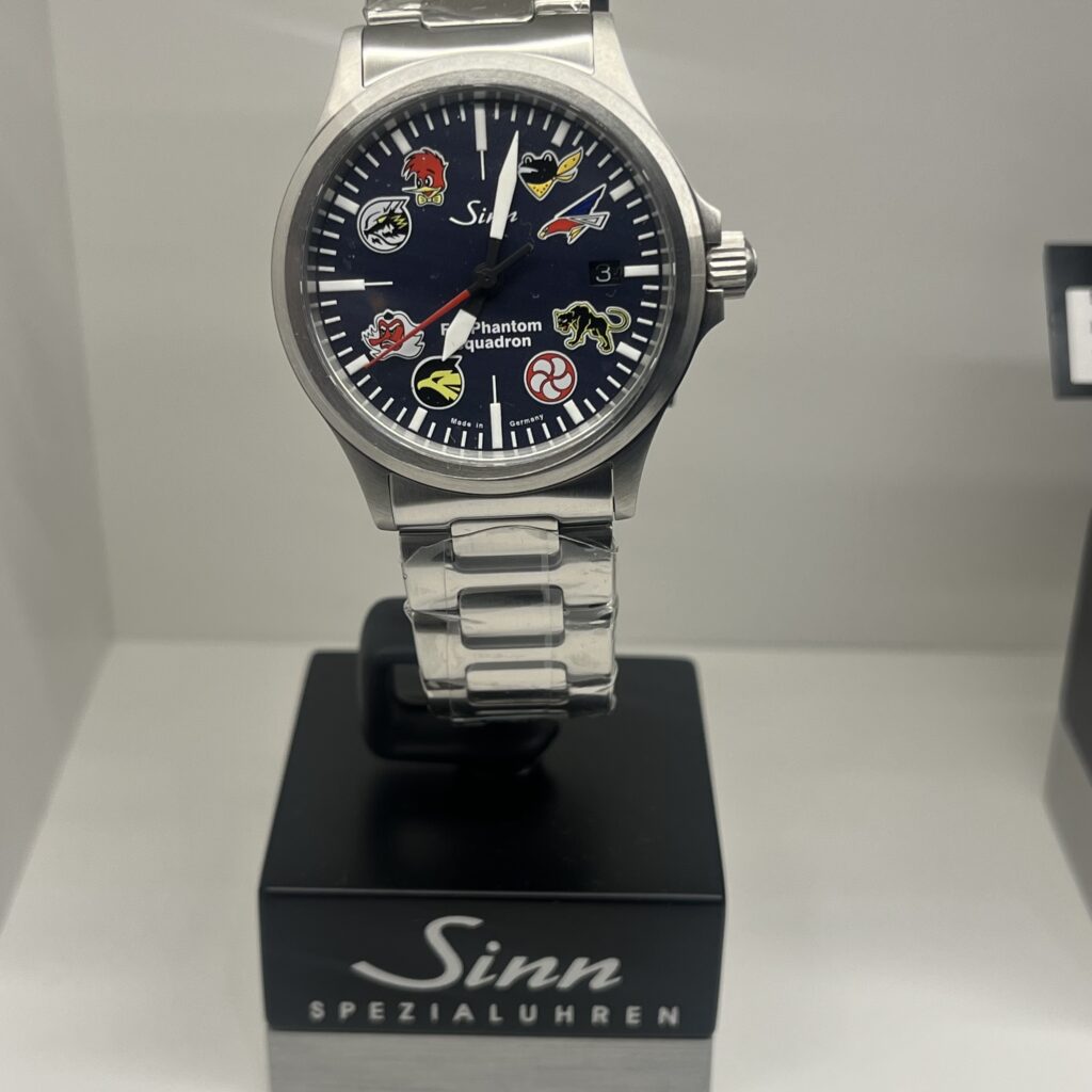 SHINJO　現役引退記念ウォッチ This is one of a kind blue dial. The Seiko “Shinji Hattori