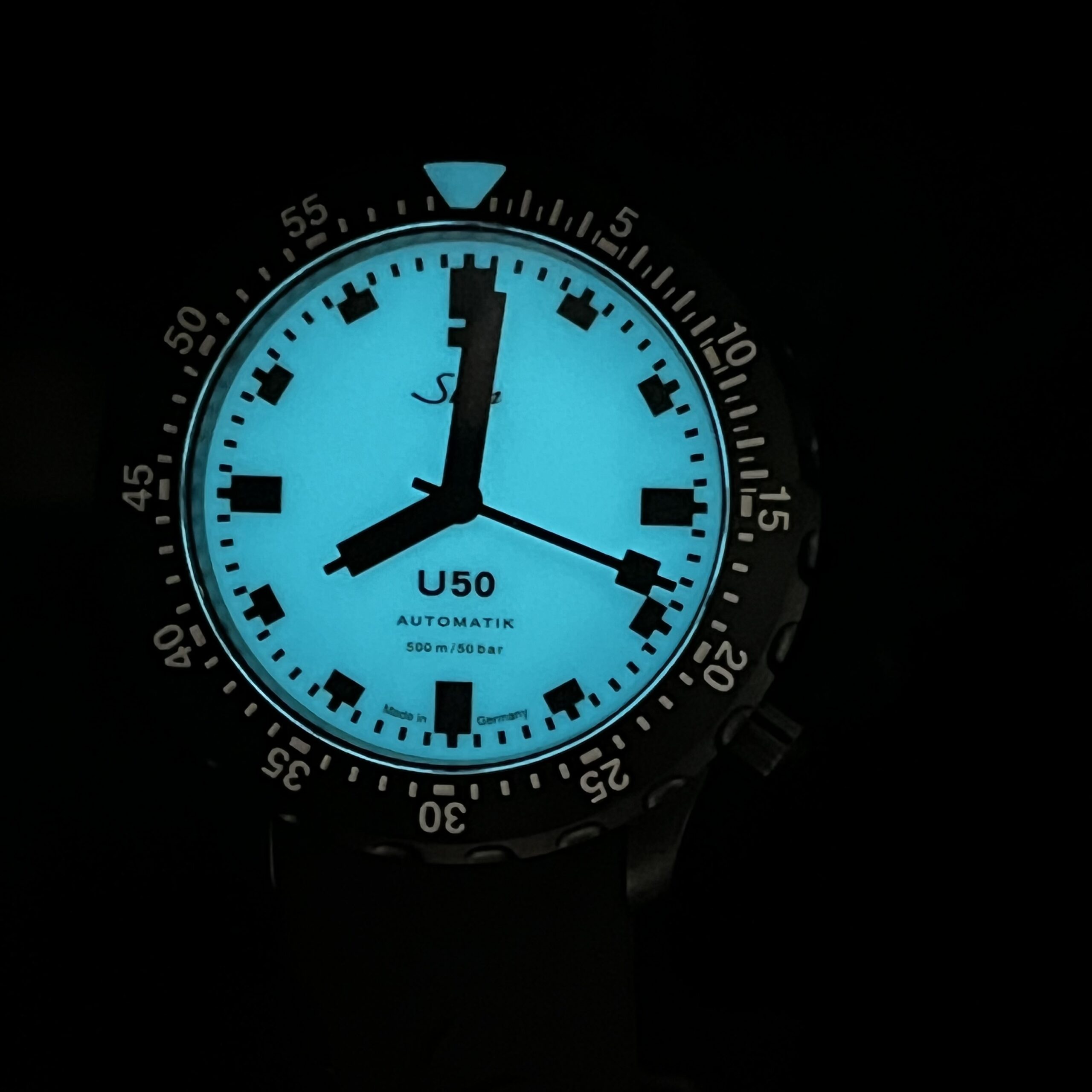 世界限定500本！
Sinn U50.S.Lが奇跡の再入荷