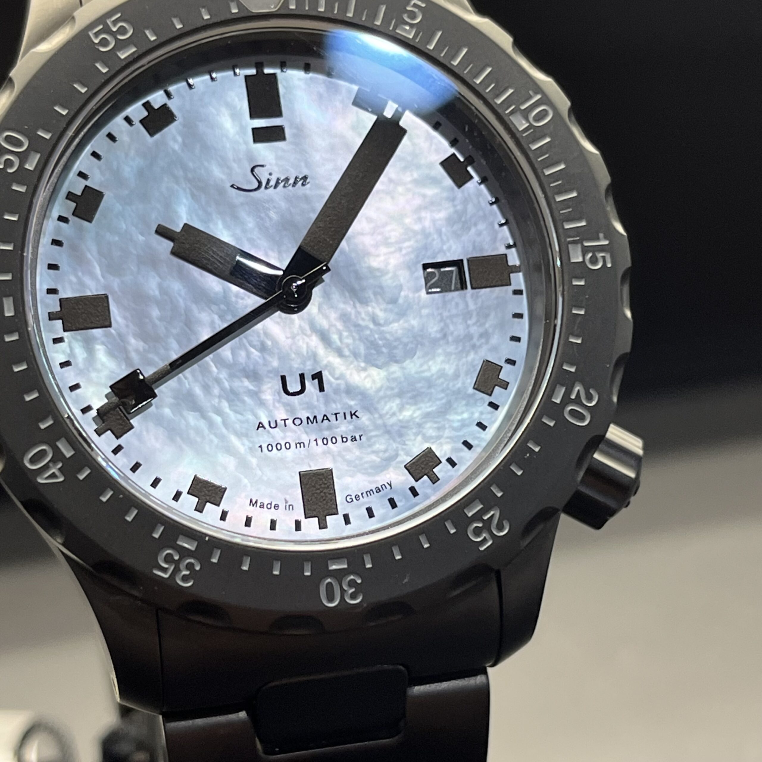 世界限定300本の特別仕様。Sinn U1.S.Perlmutt.S