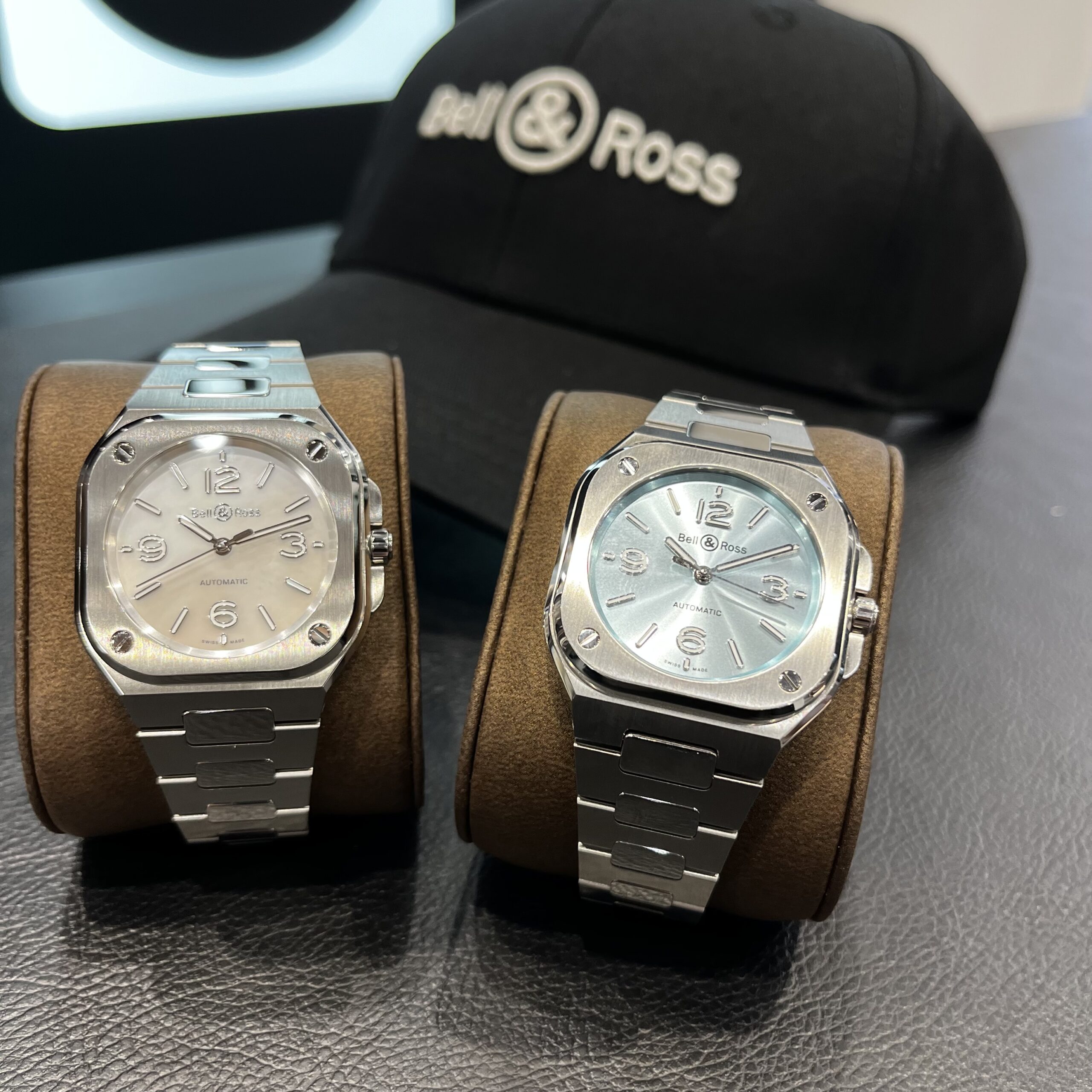 ベル&ロス 36mm
アイスブルーとMOP 2つの美しさ