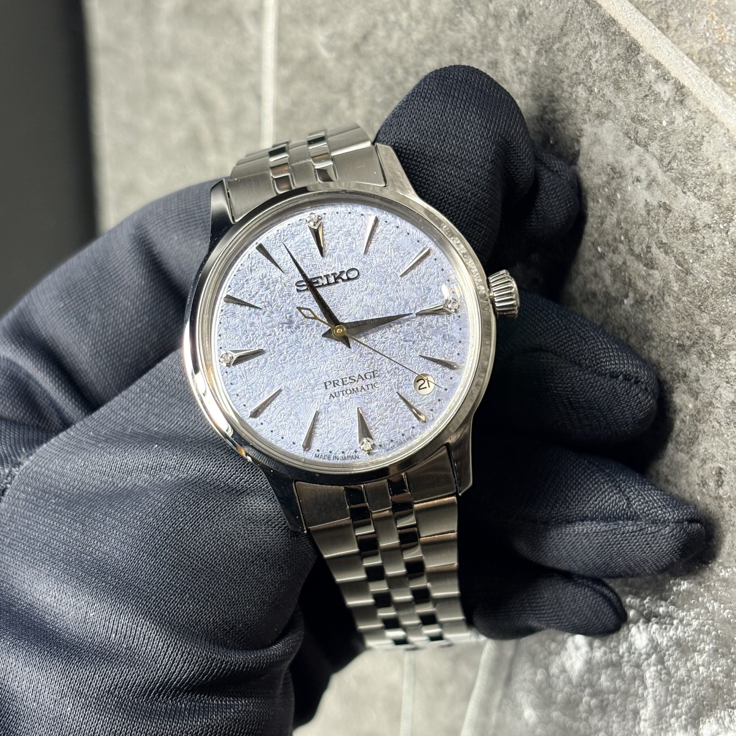 さりげなく、でもちゃんときれい。
 SRRY049